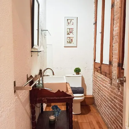Private In Born - Hostel