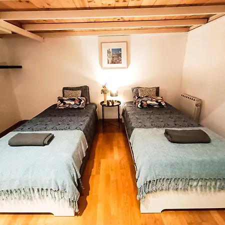 Private In Born - Hostel