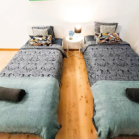 Private In Born - Hostel