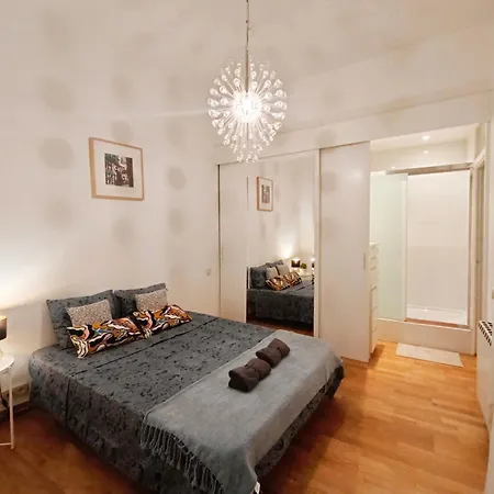 Ostello Private In Born - *